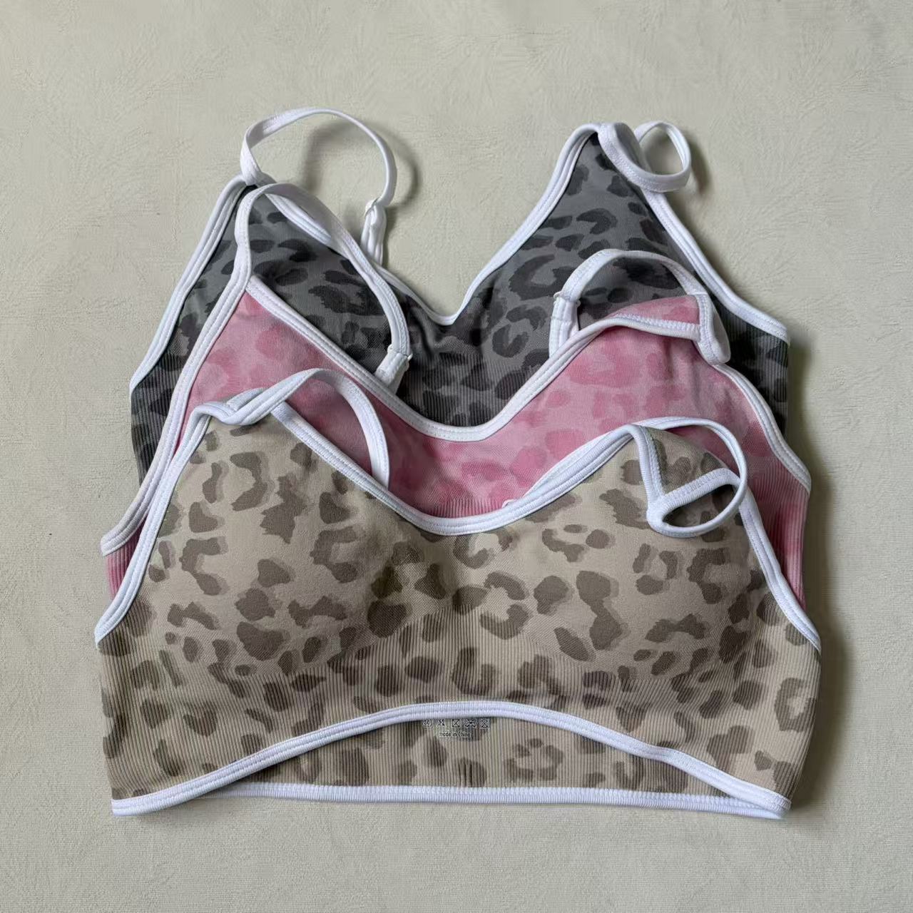 Sutiã Esportivo Feminino LOGO  - Pilates Yoga Jacket avaliação e preço